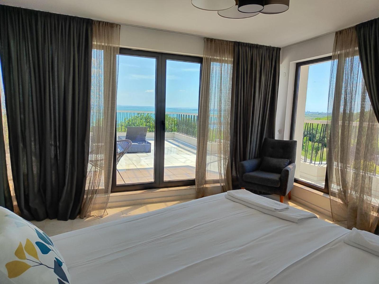 Marina Sarafovo Hotel Burgas ภายนอก รูปภาพ